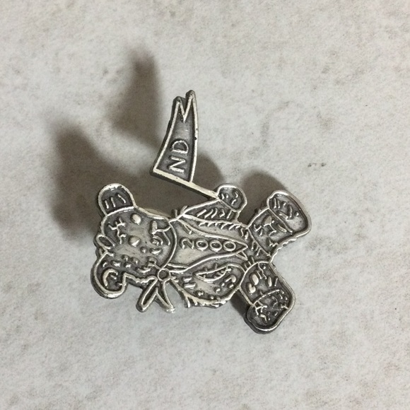 Silver 2000 ND pendant teddy bear pin - Picture 4 of 6